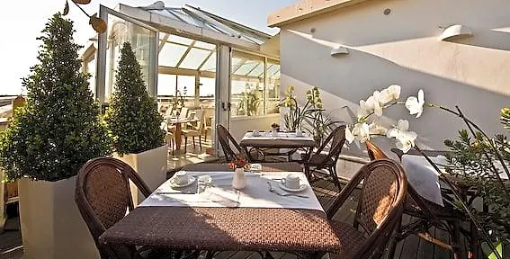 Exe Domus Aurea 3* Рим